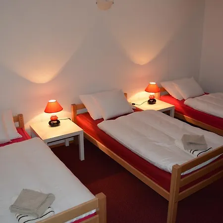 ホステル ホステル デナル