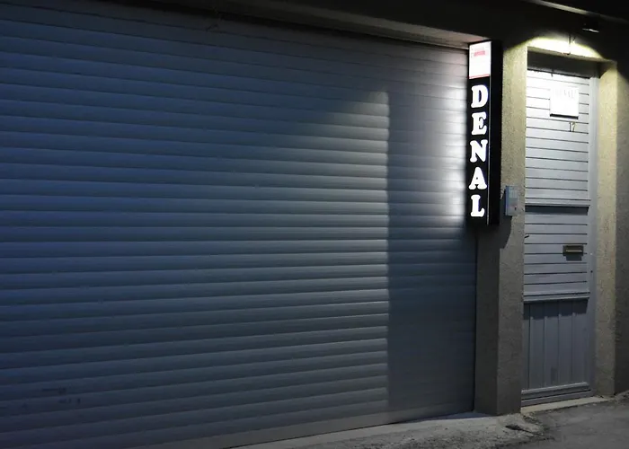 بيت شباب دينال